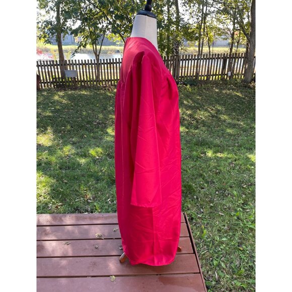 Jostens BDG Collection Red Graduation Gown Medium Fit 507"-509" 100% Polyester - Picture 6 of 9